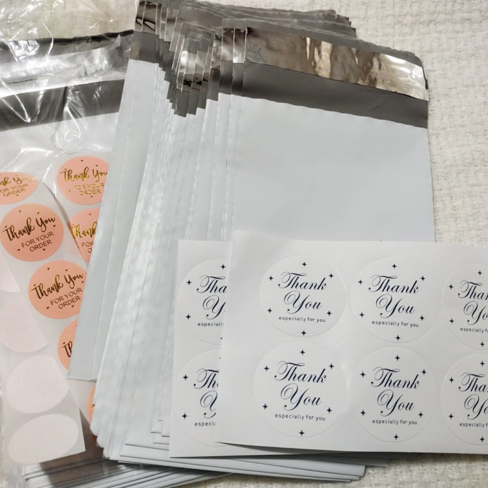 100 4x6 Poly Mailers With Thank you stickers